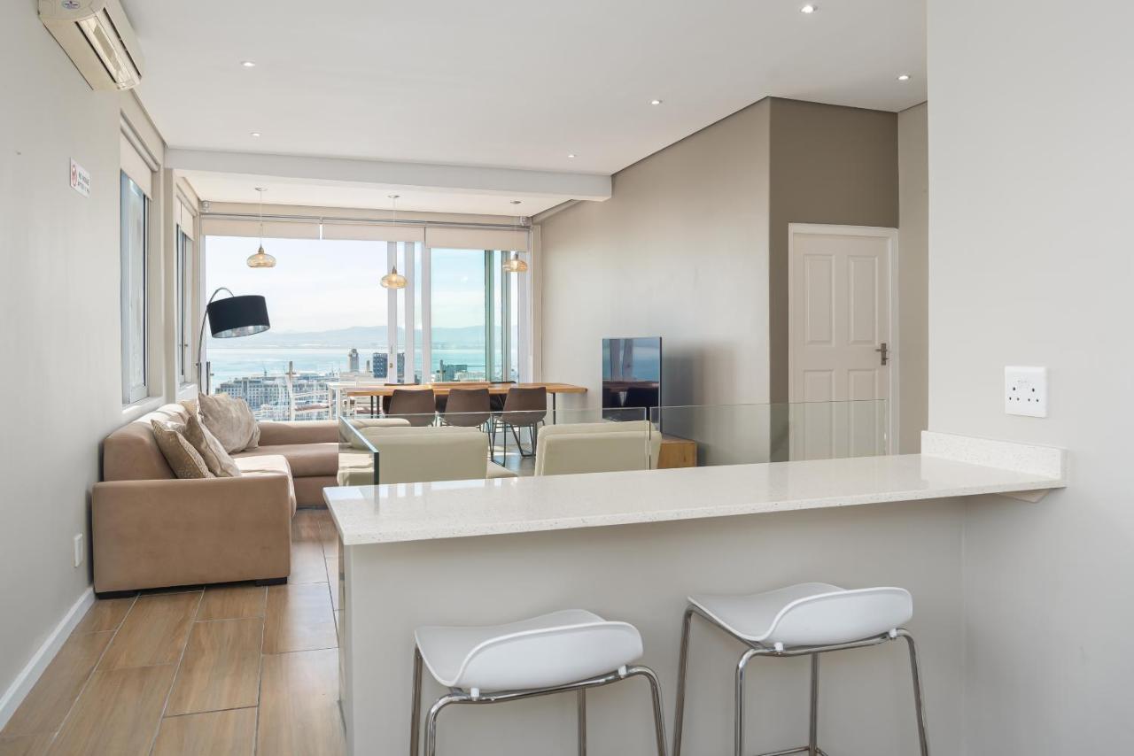 Apartment High Level 1